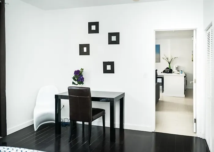Sage On Ocean Drive Apartments